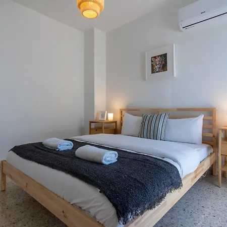 Blossom 1-Bedroom Apartment In Larnaca Exterior photo